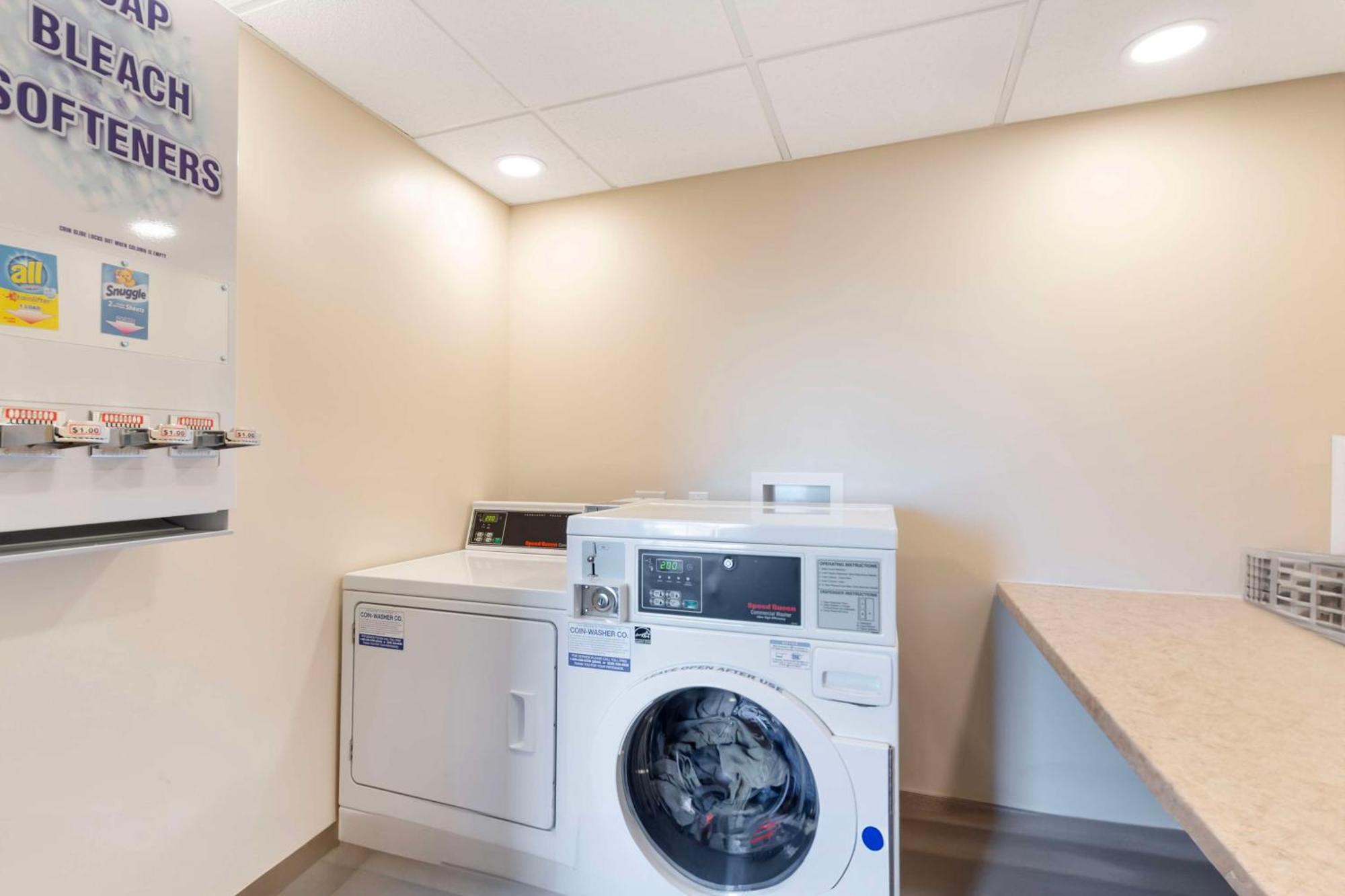 Best Western Glenview - Chicagoland Inn And Suites מראה חיצוני תמונה