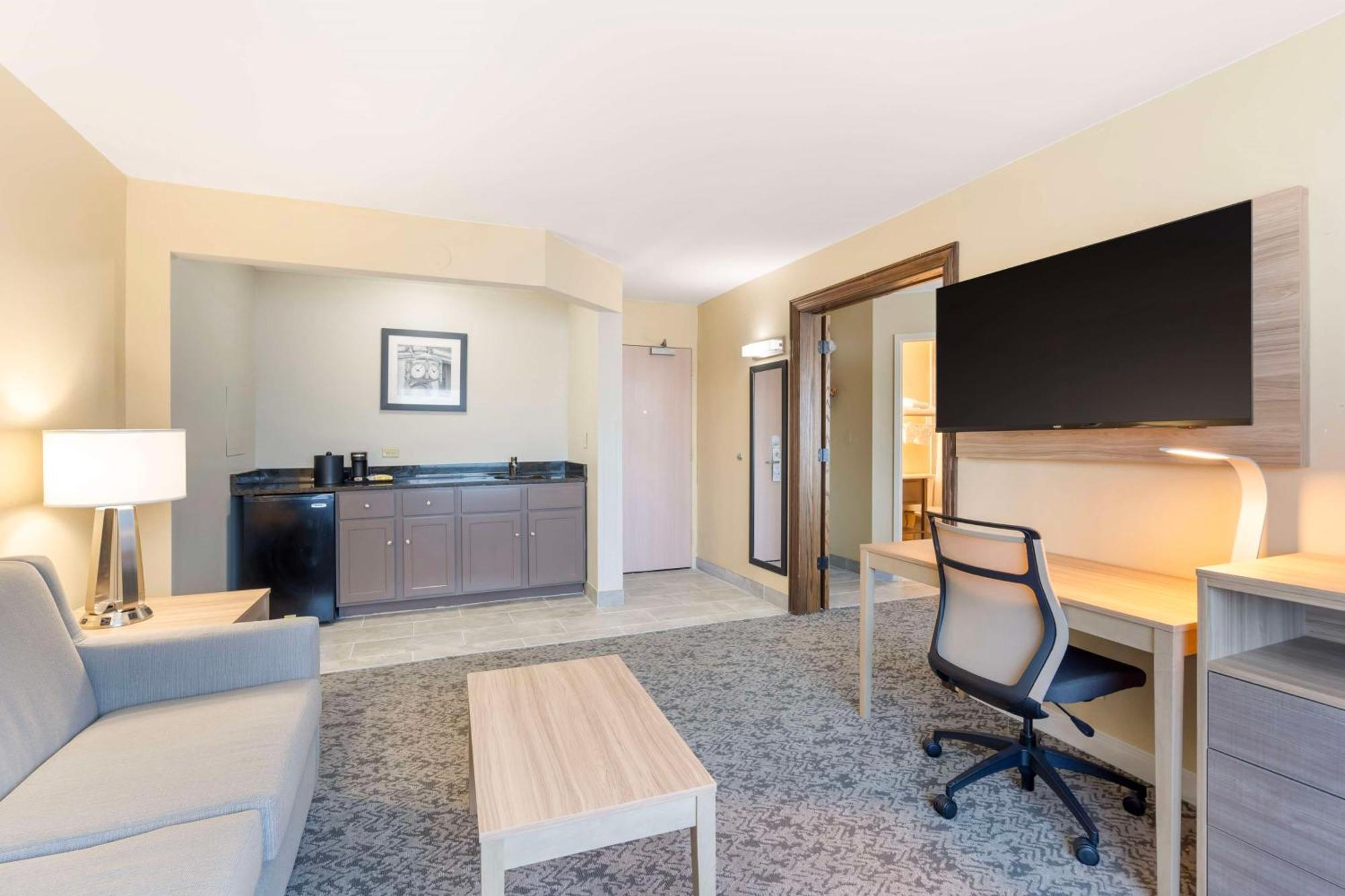 Best Western Glenview - Chicagoland Inn And Suites מראה חיצוני תמונה